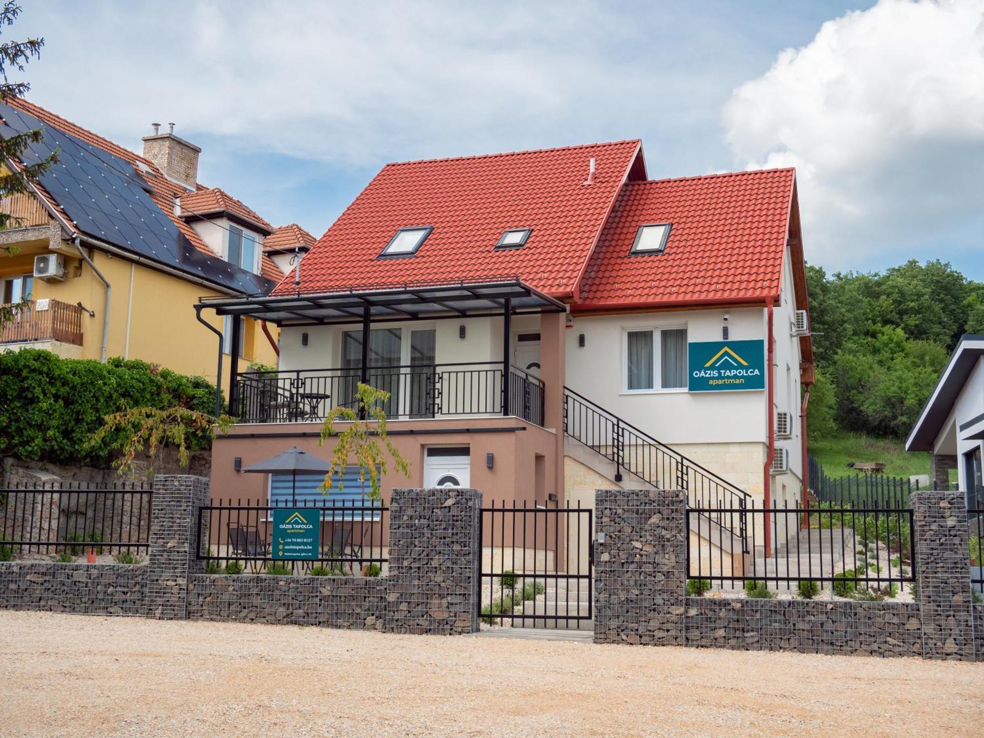 Oazis Tapolca Apartman Miskolc Eksteriør billede